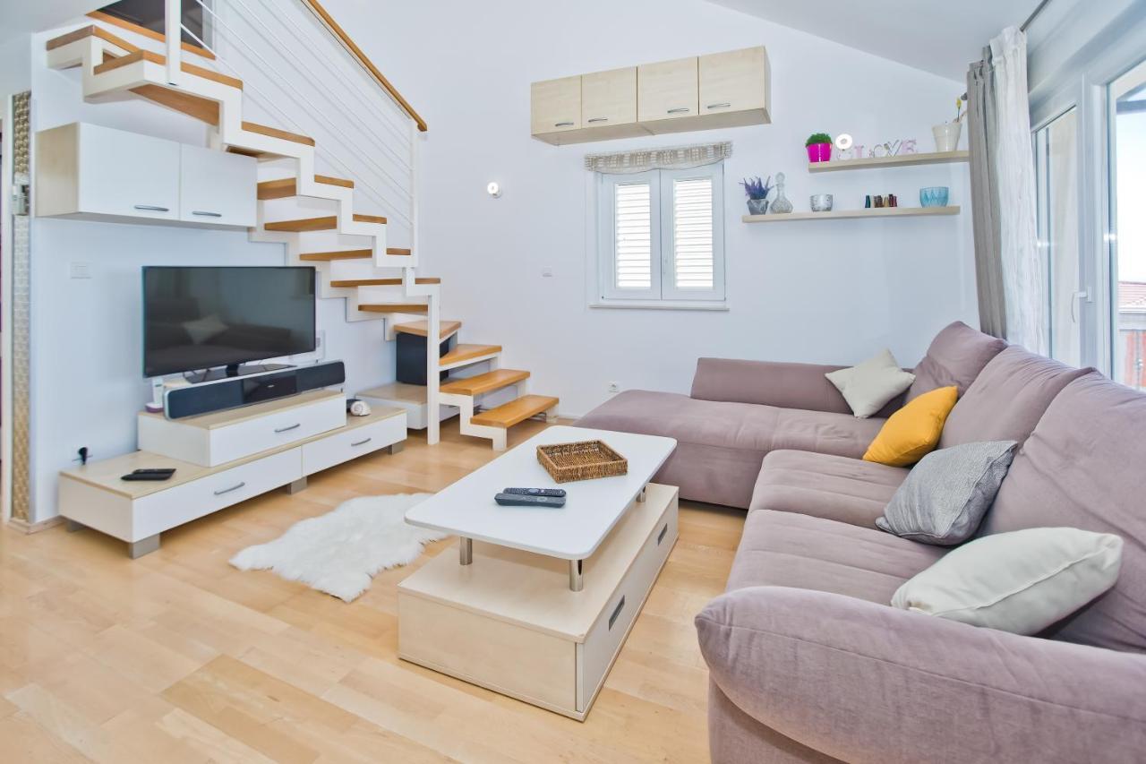 Relaxing Holiday Sunset Apartment Hvar Town Esterno foto